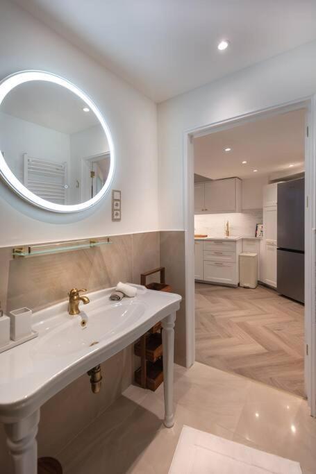 Orangehomes Luxury Apartment Next To Gellert Hill 부다페스트 외부 사진